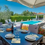 Ines * Labin (Istria)