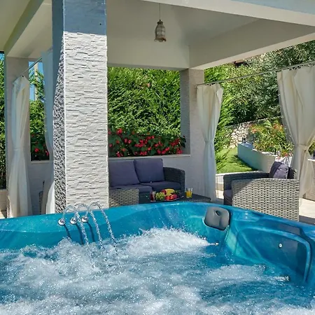 Ines * Labin (Istria)