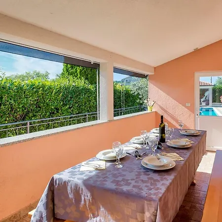 Ines * Labin (Istria)